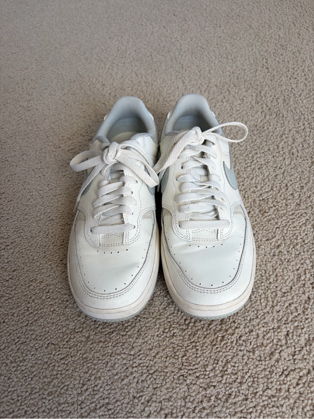 Womens White Low-Top Leather Sneakers